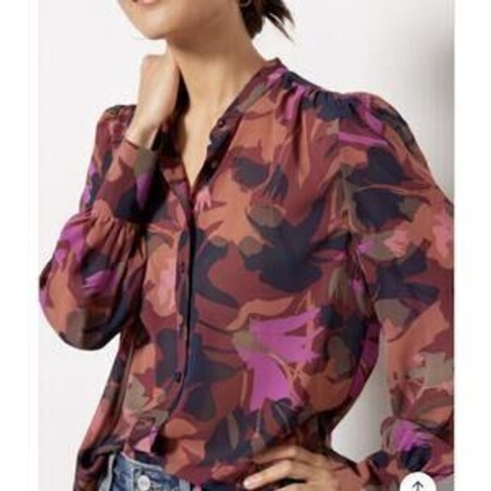 Evereve Blouse Womens Medium Multicolor Abstract Floral Band Collar Button Front